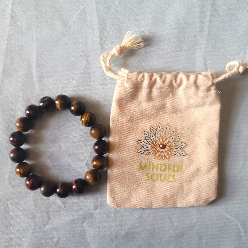 NWOT Mindful Souls Protective Tigers Eye Stretch Bracelet